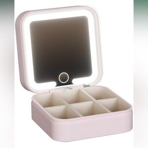 Led mirror/travel jewelry Organizer